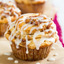 Apple Cinnamon Roll Muffins