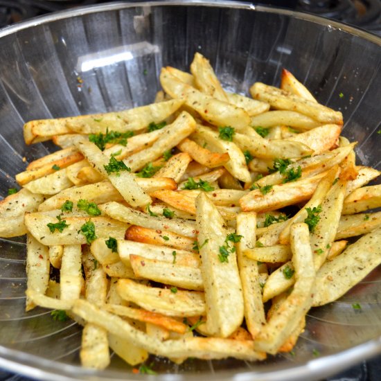 OVEN BAKED ZA’ATAR FRIES