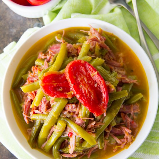 GREEN BEANS WITH SMOKED TURKEY