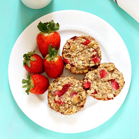 Strawberry Banana Oatmeal Cups