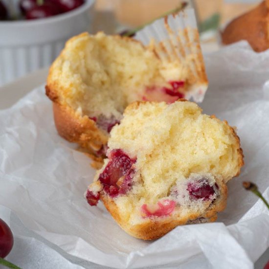 Vegan Cherry Muffins