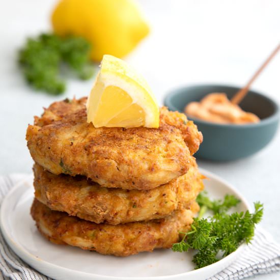 Jumbo Lump Crab Cakes (little filler) - Give it Some Thyme